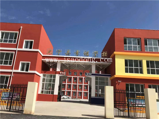 山西臨汾大寧縣幸福小學太陽能熱水系統