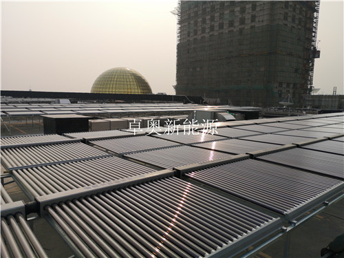南京白金漢爵大酒店太陽能熱水系統(tǒng)